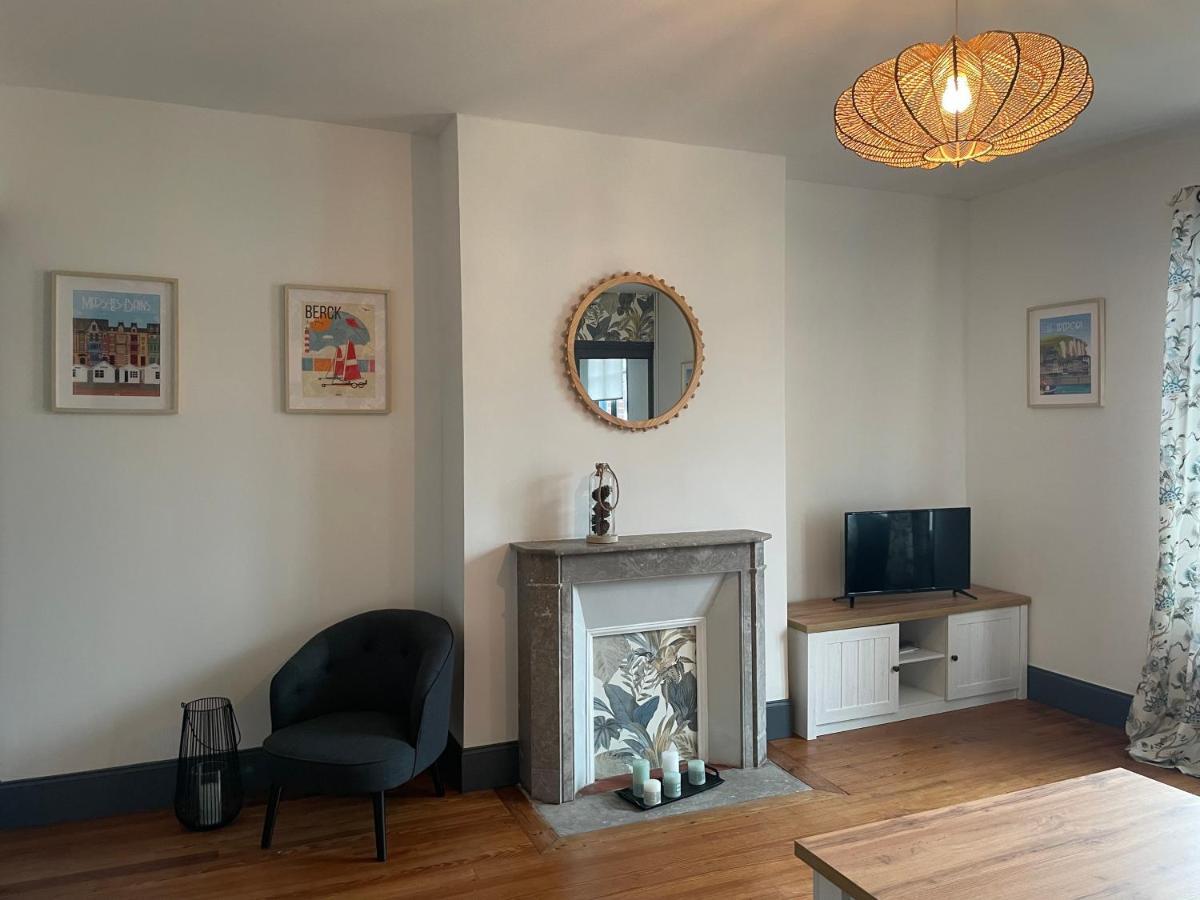 Appartement Avec Balcon Vue Mer, Tout Equipe Мер-ле-Бен Екстер'єр фото
